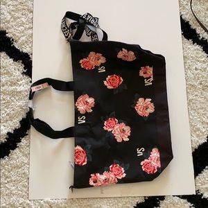 Brand NEW CS duffel bag